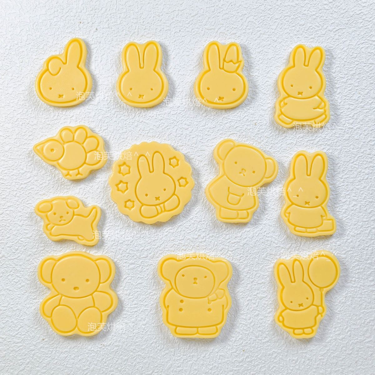 Commercial Kitchen Items - Cute 3D Press Cookie Mold with